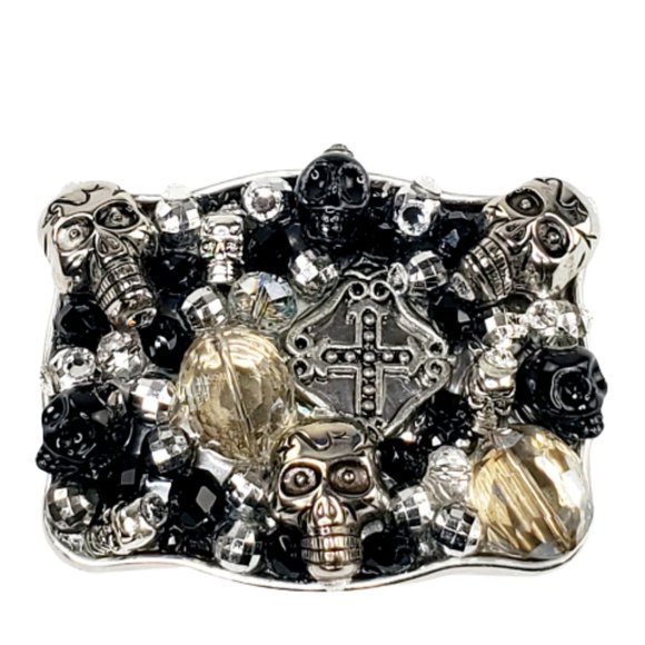 Gothic Silver Embellished Skull & Cross Handcrafted Buckle & Earrings. - Picture 2 of 9